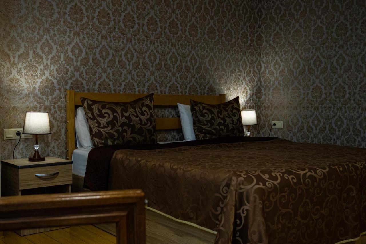 Inga Hotel Jerevan Buitenkant foto