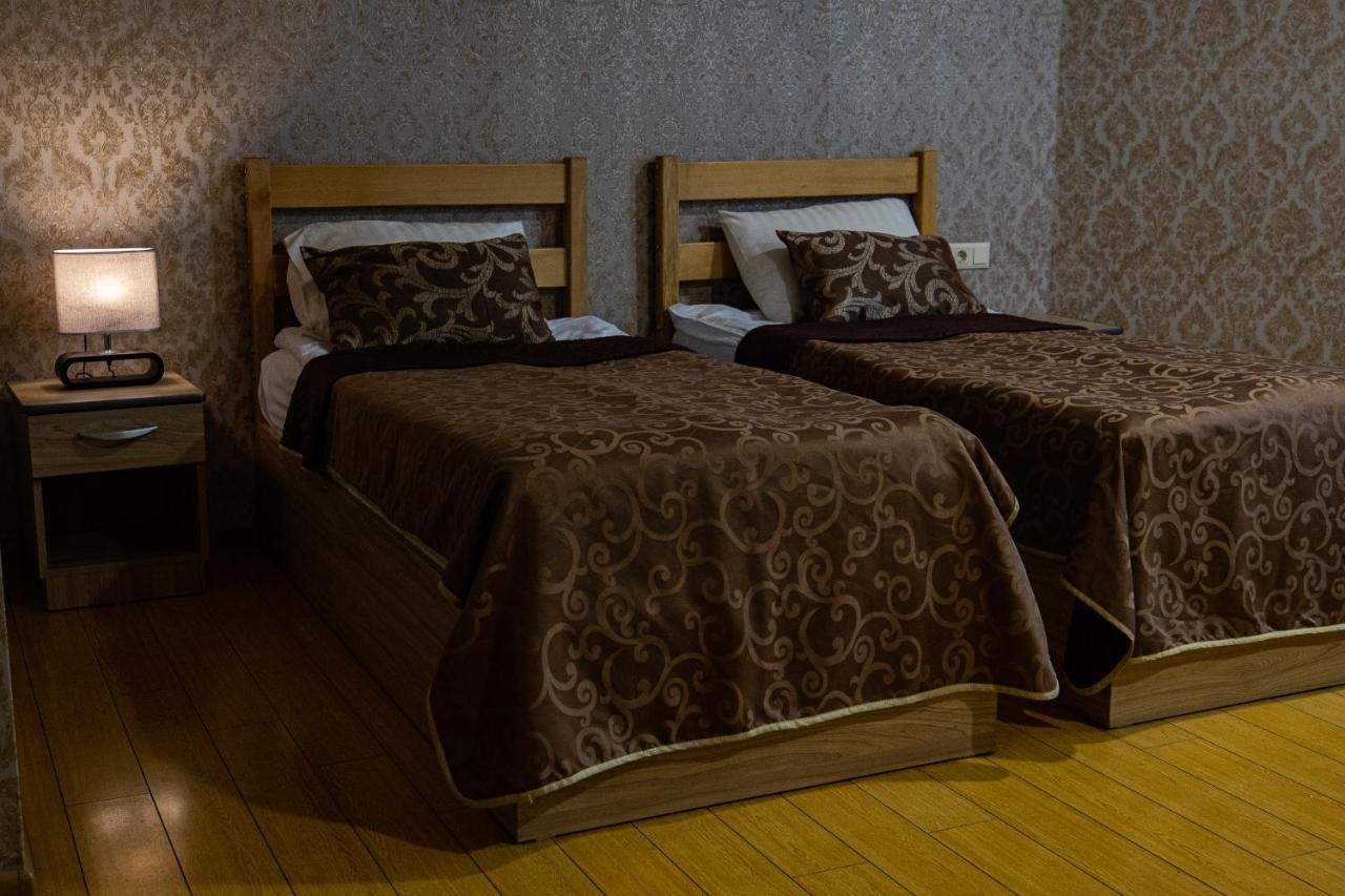 Inga Hotel Jerevan Buitenkant foto