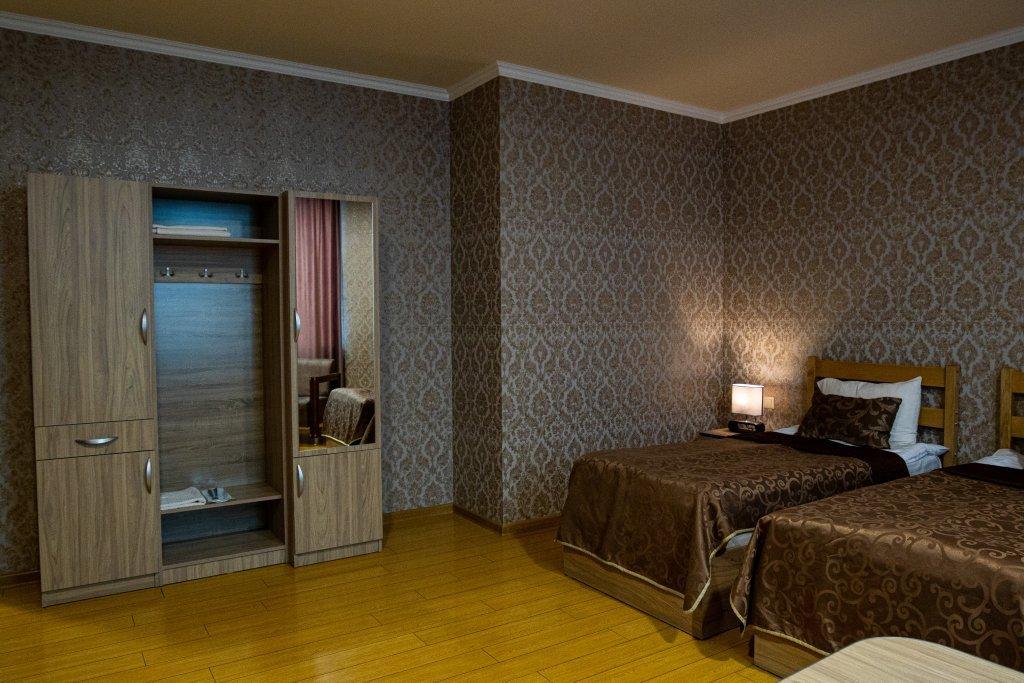 Inga Hotel Jerevan Buitenkant foto